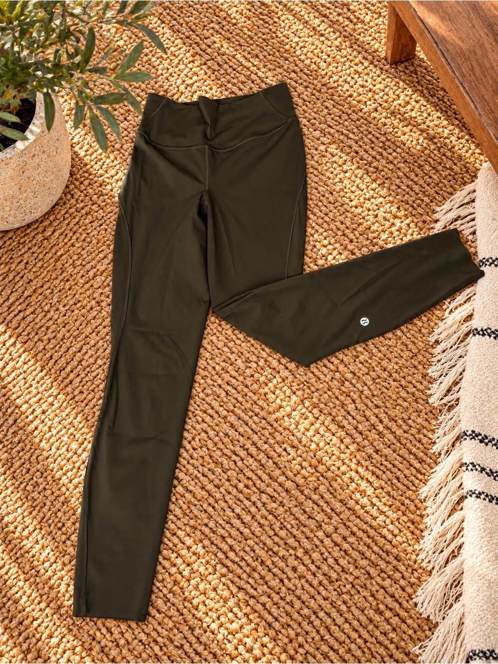 High-Waist Olive Green Active Leggings - Women